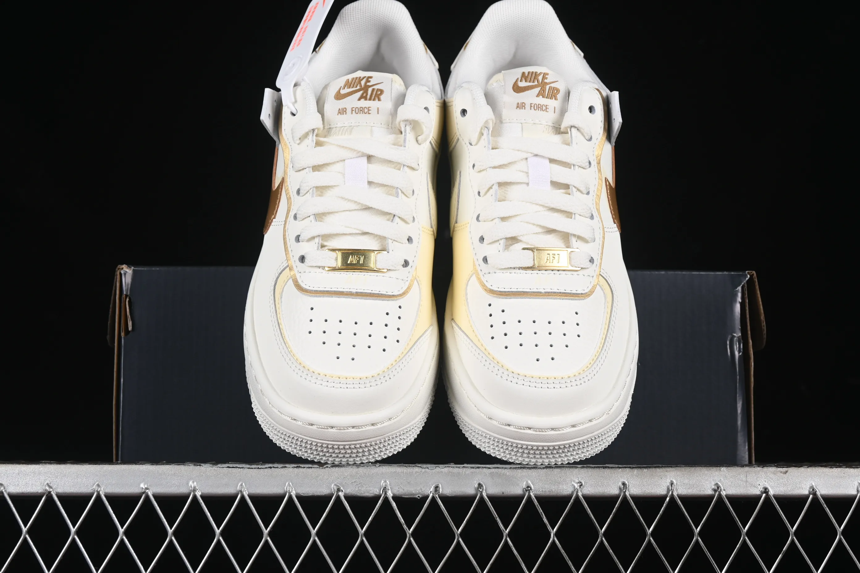All Categories Nk Air Force 1 Air Force Series Nk Air Force 1 Shadow Air Force Lightweight Increase Nk Air Force 1 Shadow Air Force One Lightweight Increase Low-top Versatile Sneakers DZ1847-108